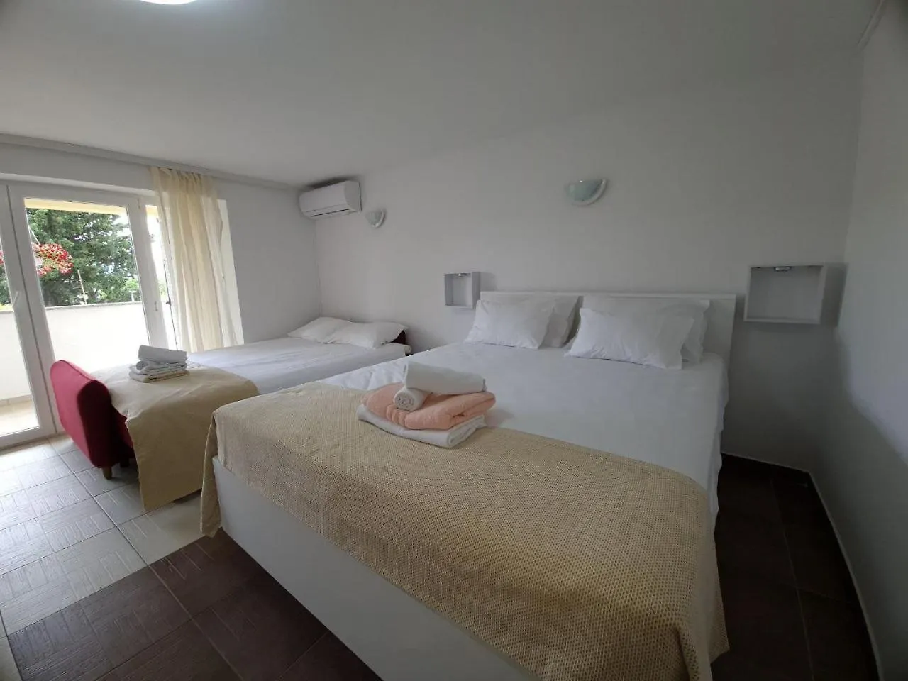 Eden Apartment Kornic