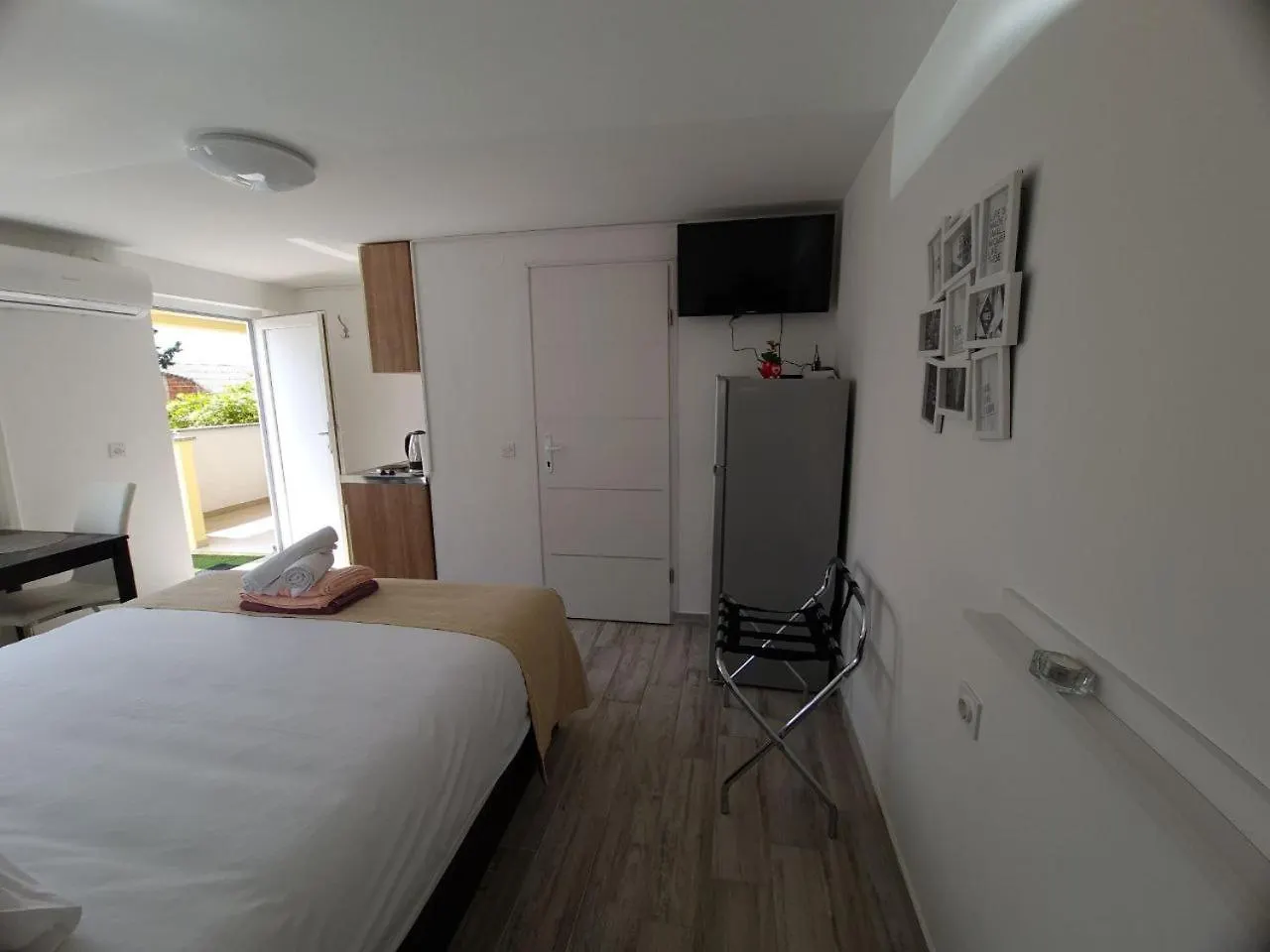 Eden Apartment Kornić